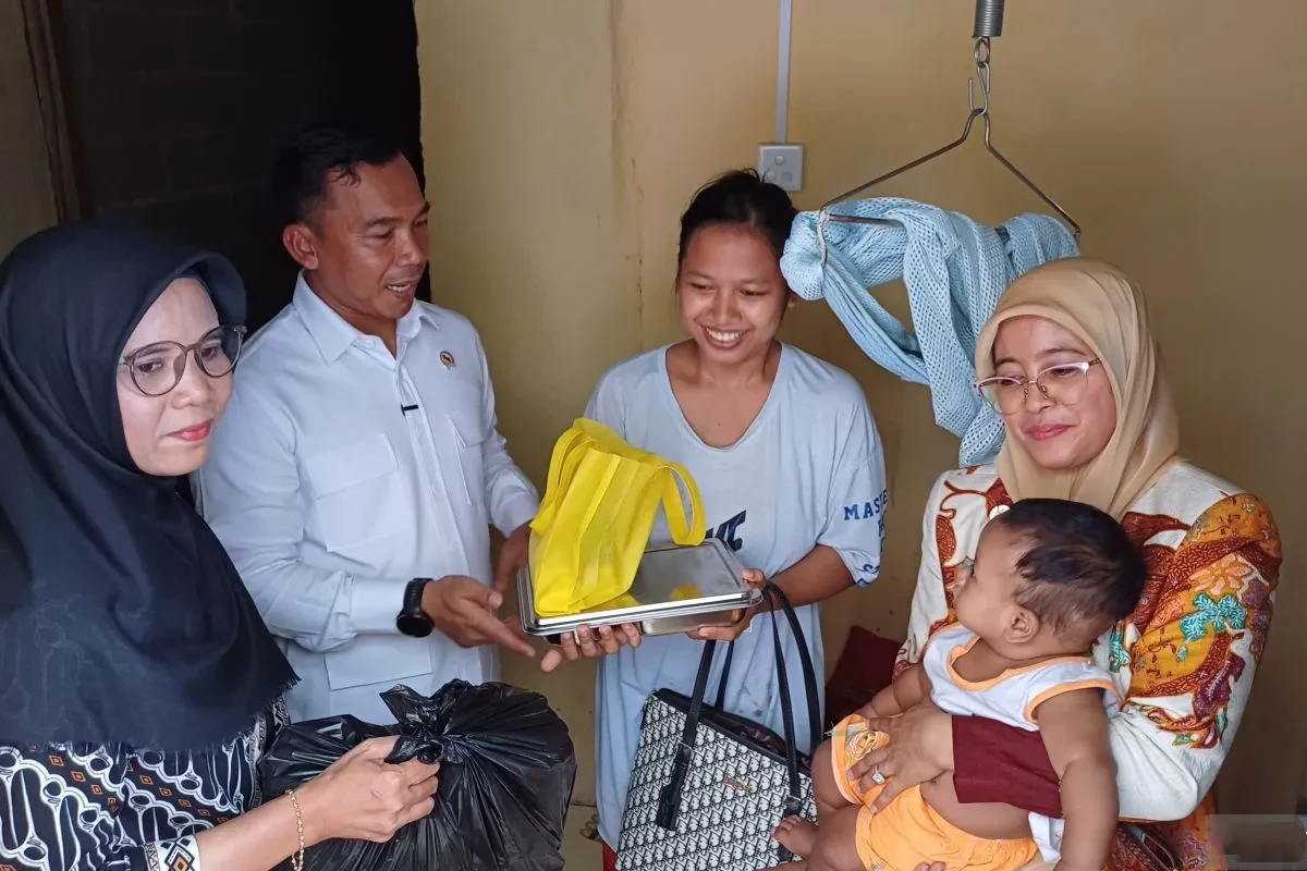 Free meal program in Riau Islands on track to fight stunting: minister